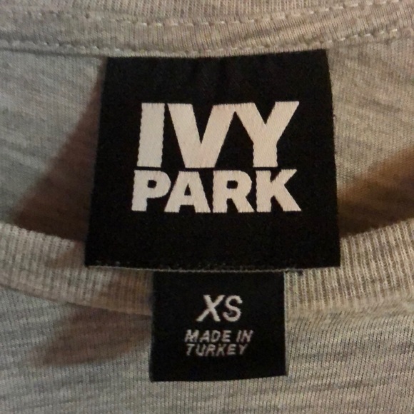 Ivy Park semi fitted t shirt - Picture 2 of 2